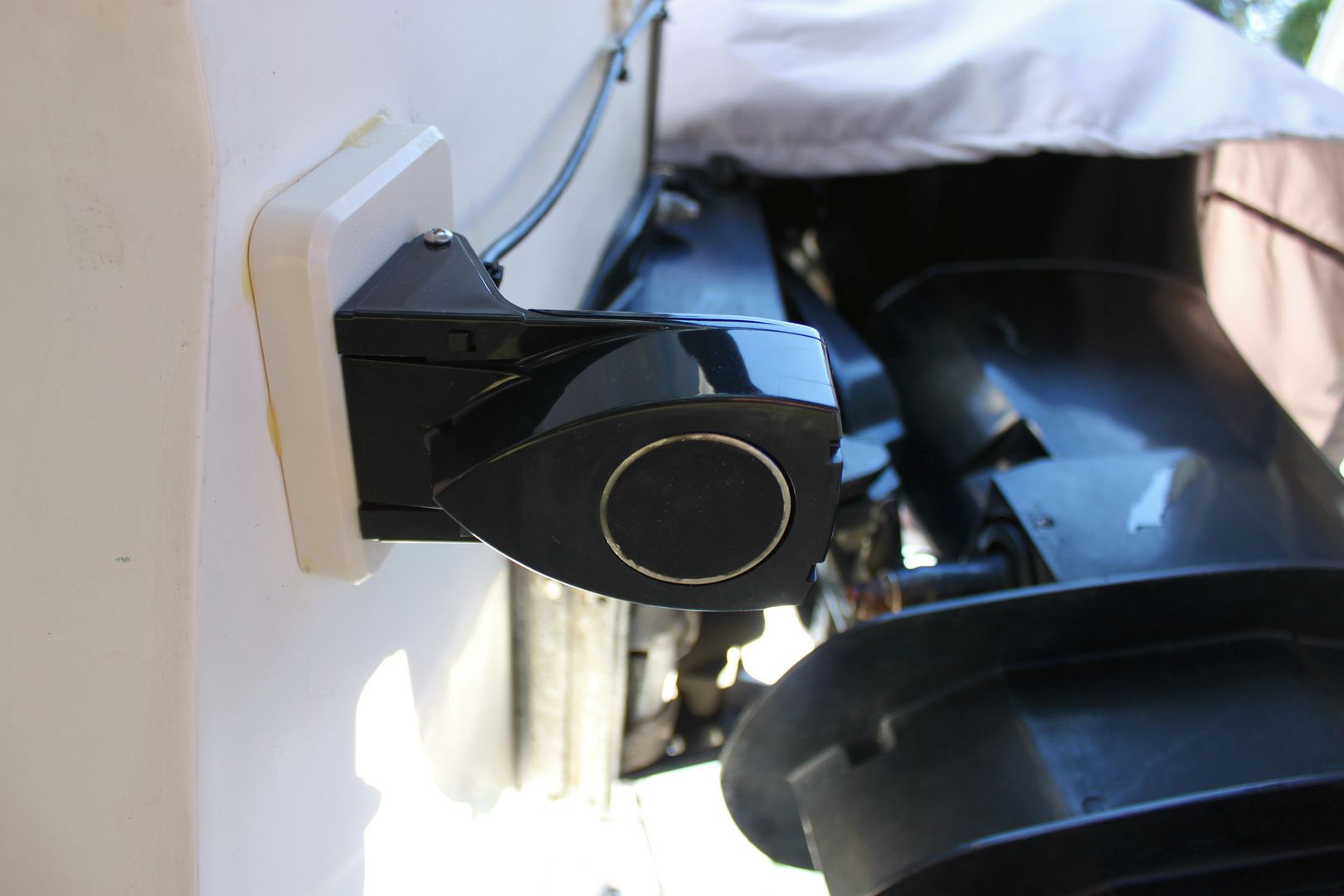 tranducer for Garmin 741xs The Hull Truth Boating and Fishing Forum